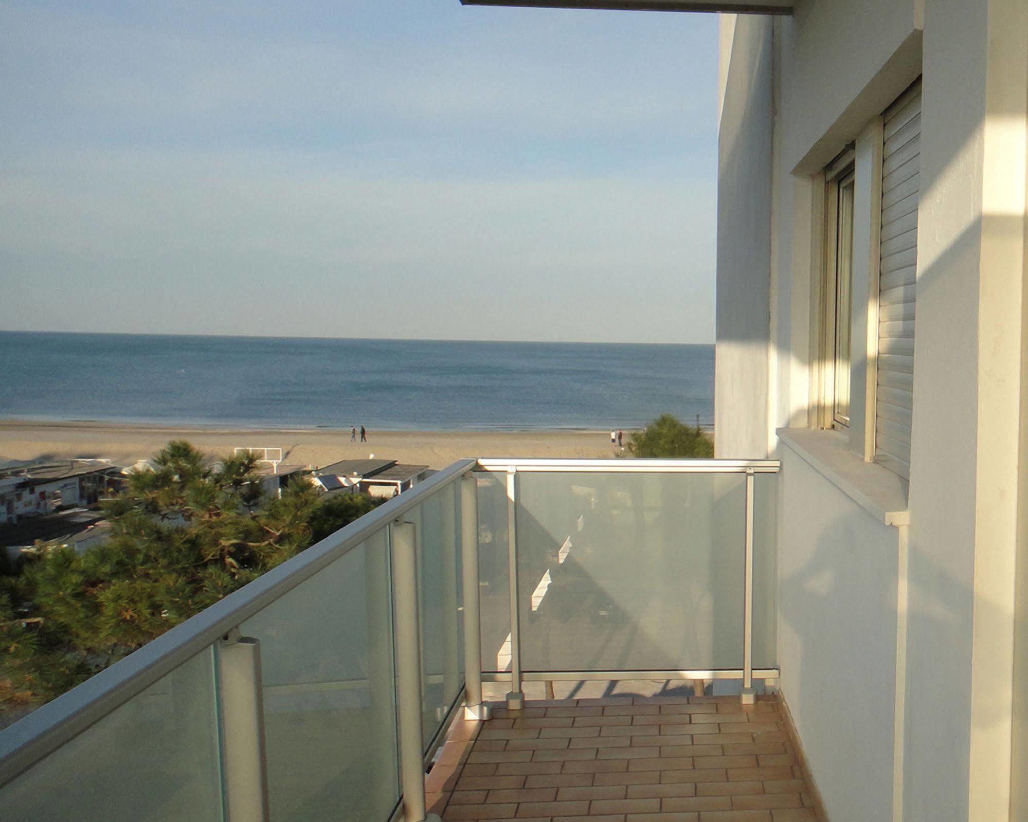 Hotel Caesar Bed And Breakfast Milano Marittima Exteriér fotografie